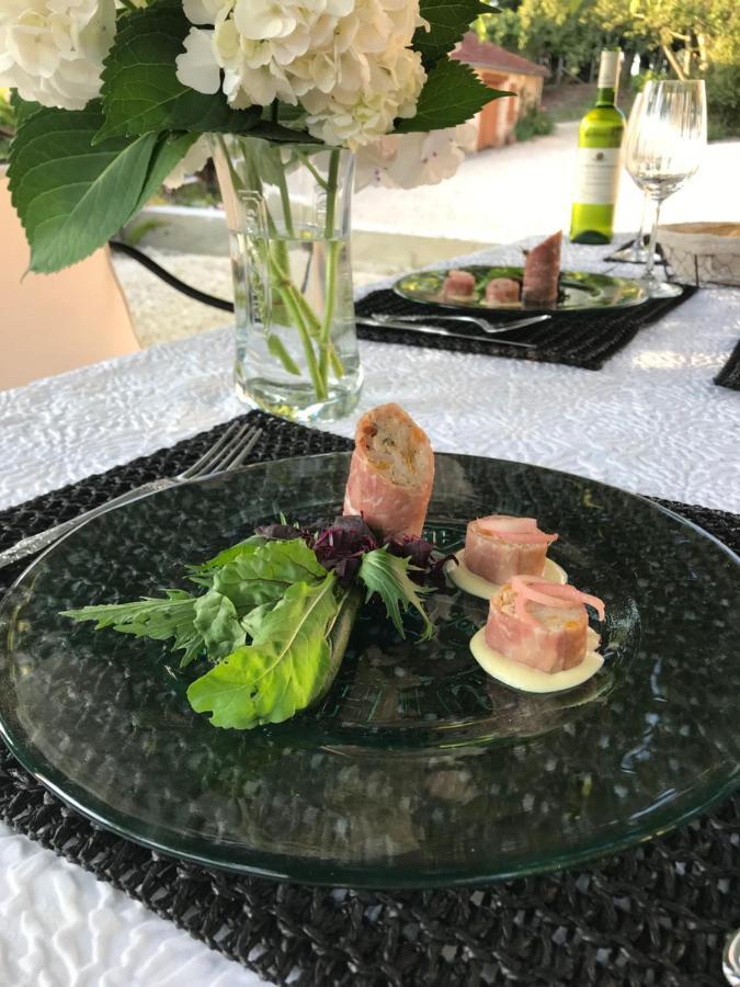 Les Ombrieres Bed & Breakfast Porcheresse Eksteriør bilde